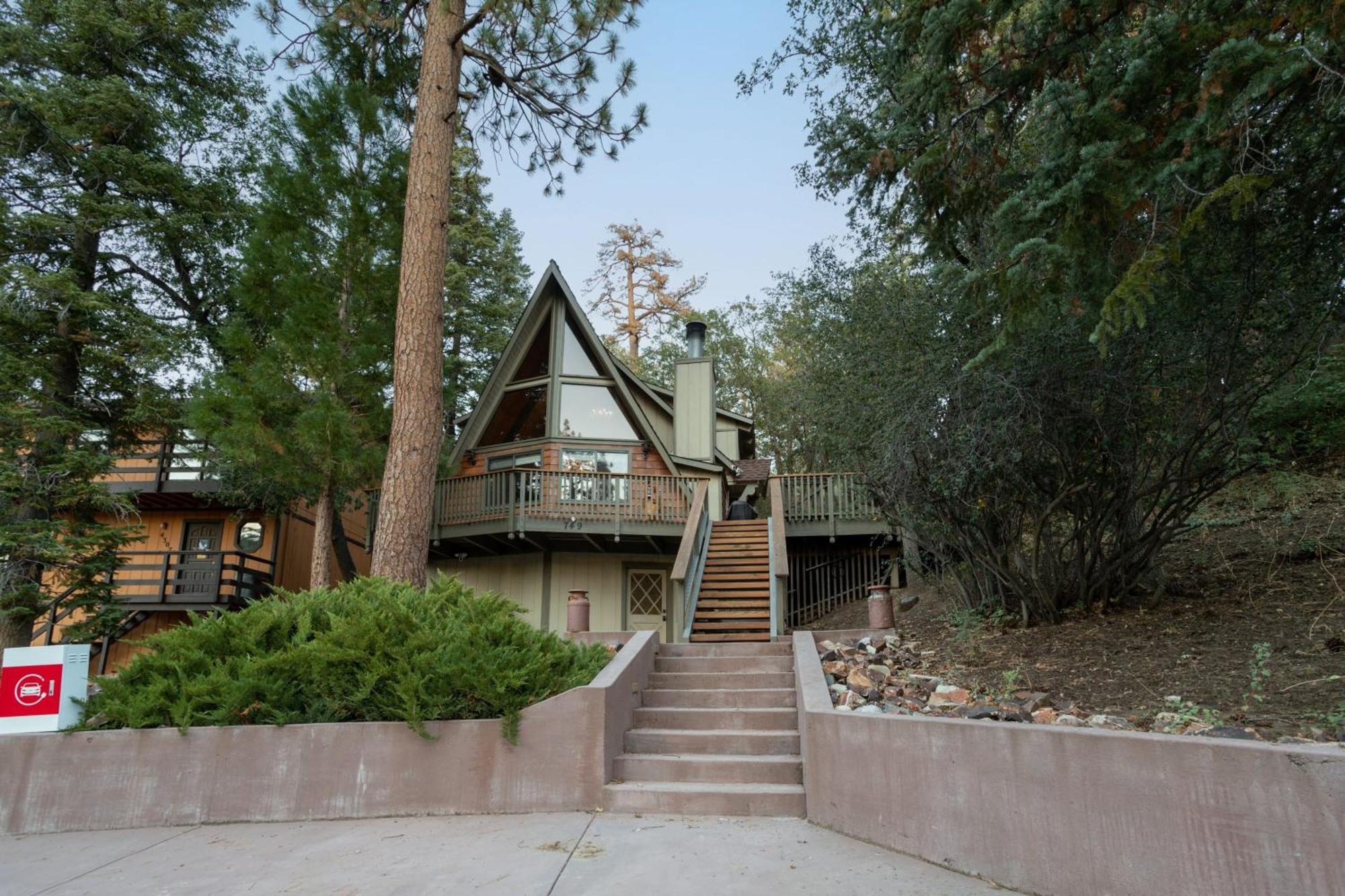Bear's Lair By Avantstay 3mins From Bear Mountain Hébergement de vacances